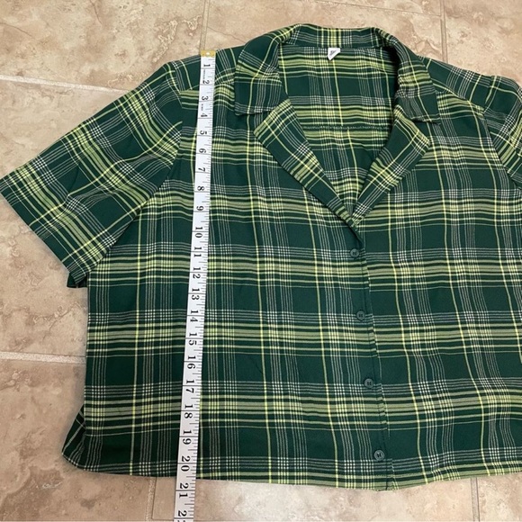 Bp plaid crop camp shirt and veronika plaid short skirt - Picture 8 of 8